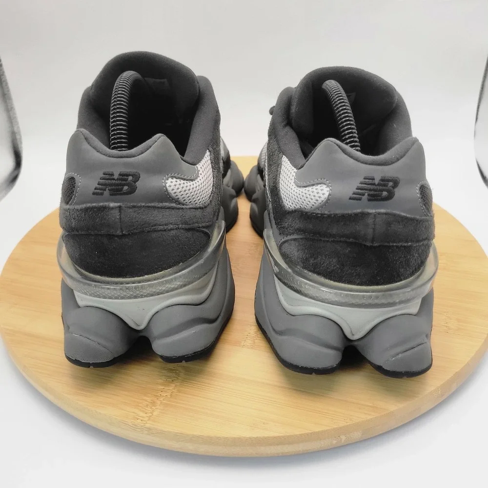 New Balance 9060 Black Grey White Sneakers Mens 8.5 U9060BLK Suede Shoes